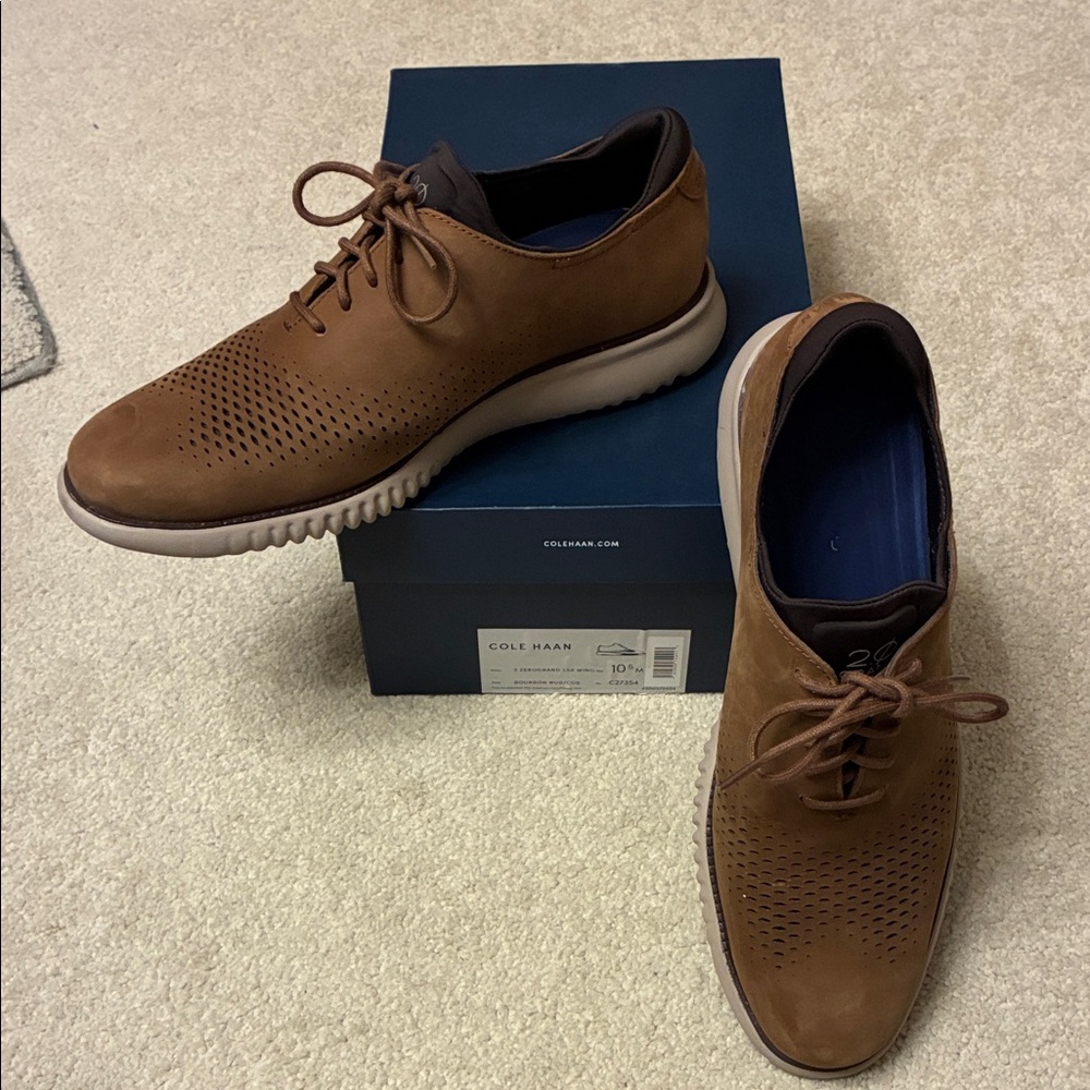 Like new condition. Cole Haan Men's 2 Zerogrand LSR Wing Bourbon Nub/Cob shoes